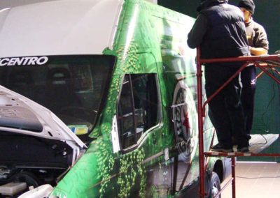 Applicazione decorazione automezzi, furgone Heineken